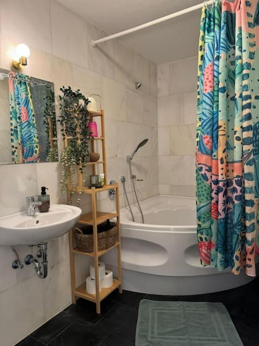 2 Raum City-Apartment 5Min Zum Hbf Grupello-2 Dusseldorf Ngoại thất bức ảnh