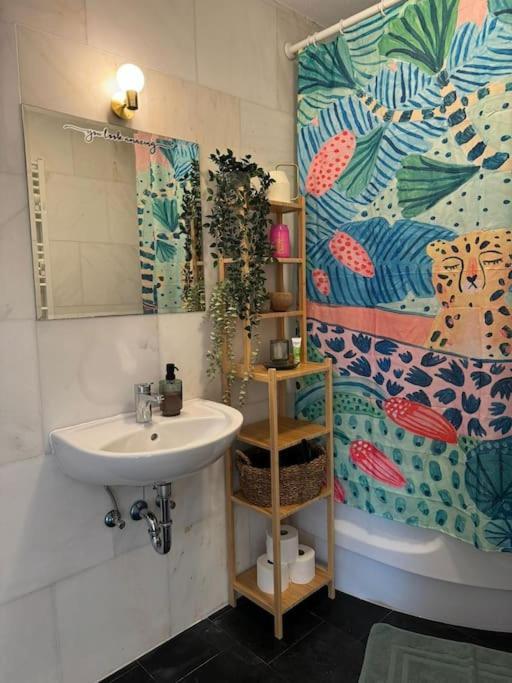 2 Raum City-Apartment 5Min Zum Hbf Grupello-2 Dusseldorf Ngoại thất bức ảnh